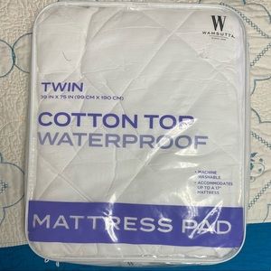 Twin size mattress pad